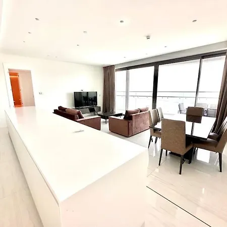 아파트 Del Mar Beachfront 3 Bedroom 'a'