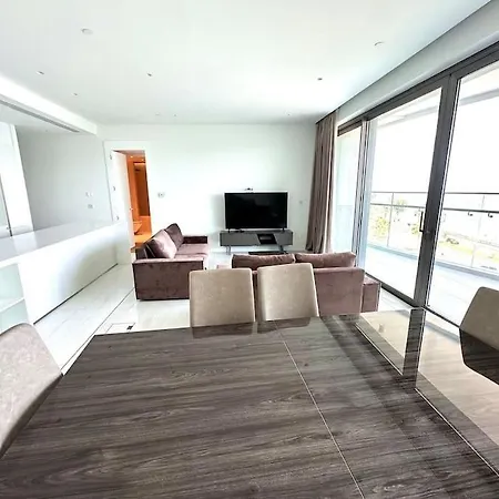 아파트 Del Mar Beachfront 3 Bedroom 'a'